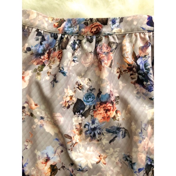 Flowers skirt - Picture 3 of 5